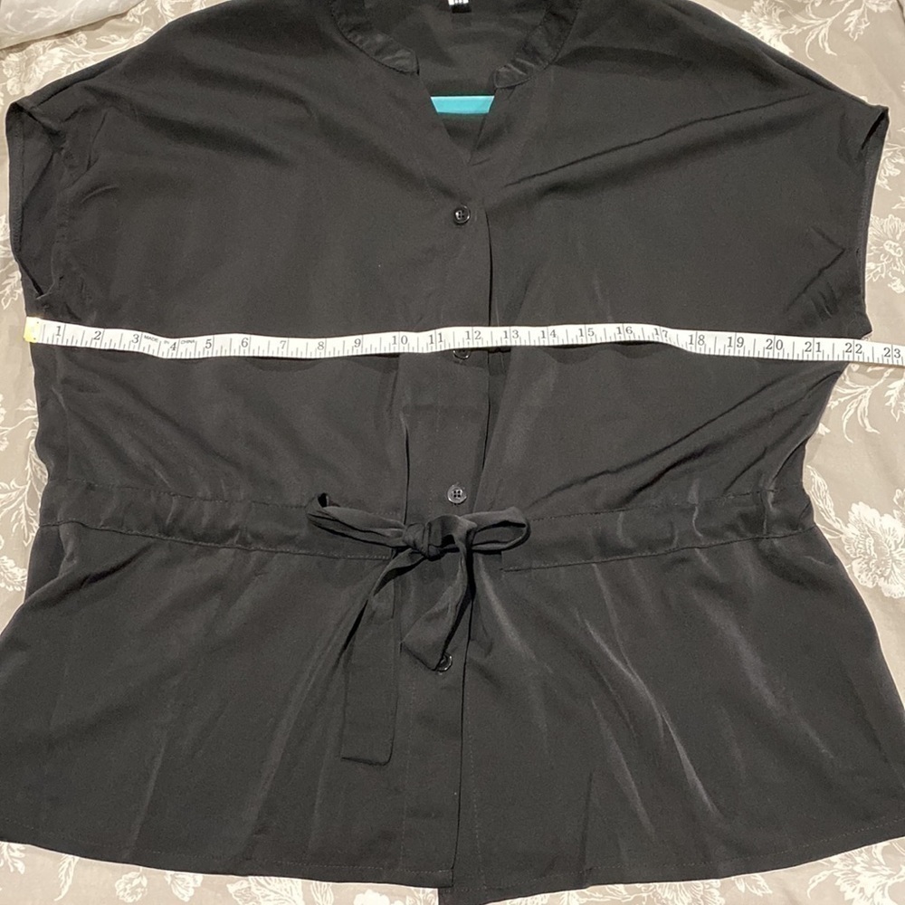 Black Button Front Belted Blouse NWOT - Picture 9 of 10